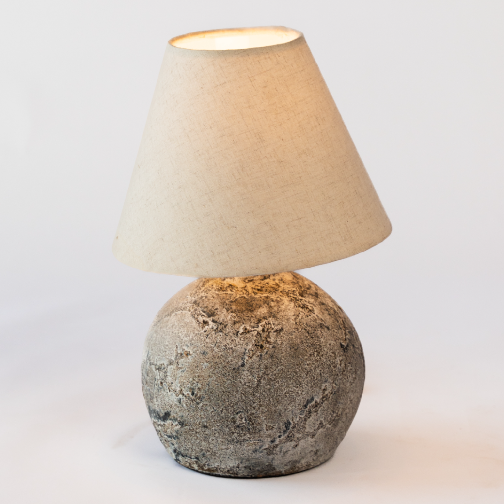 Table Lamp Bola